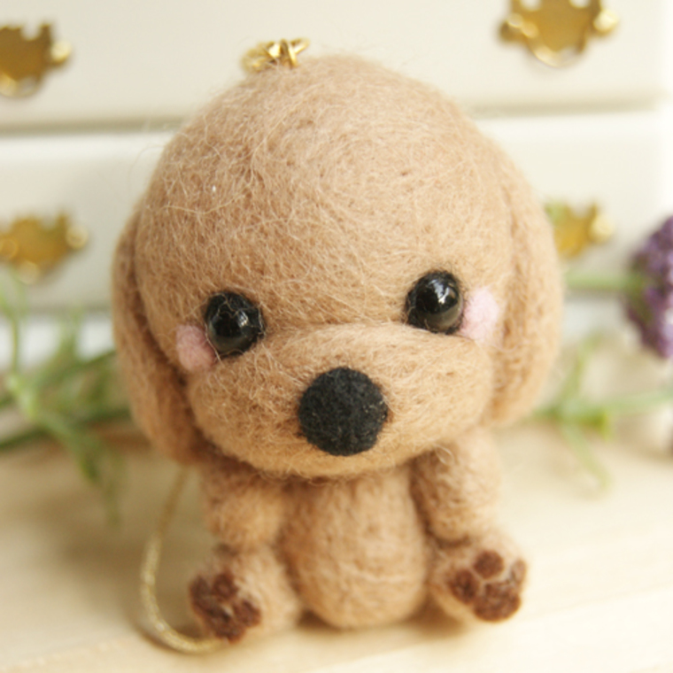 金毛狗仟樱羊毛毡戳戳乐diy材料包手工成品手机链防尘塞毛毡